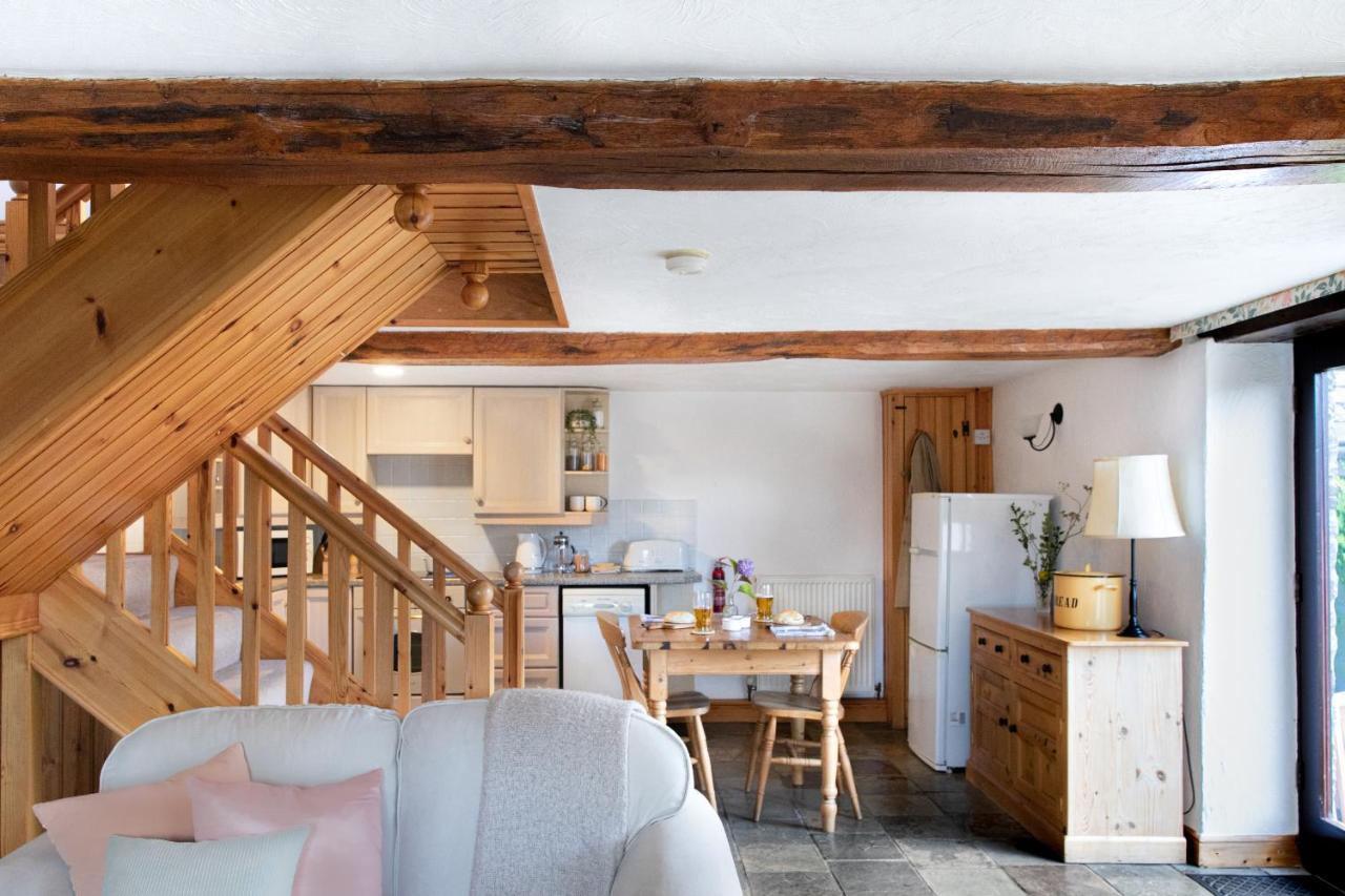 Downe Cottages Хартленд Экстерьер фото