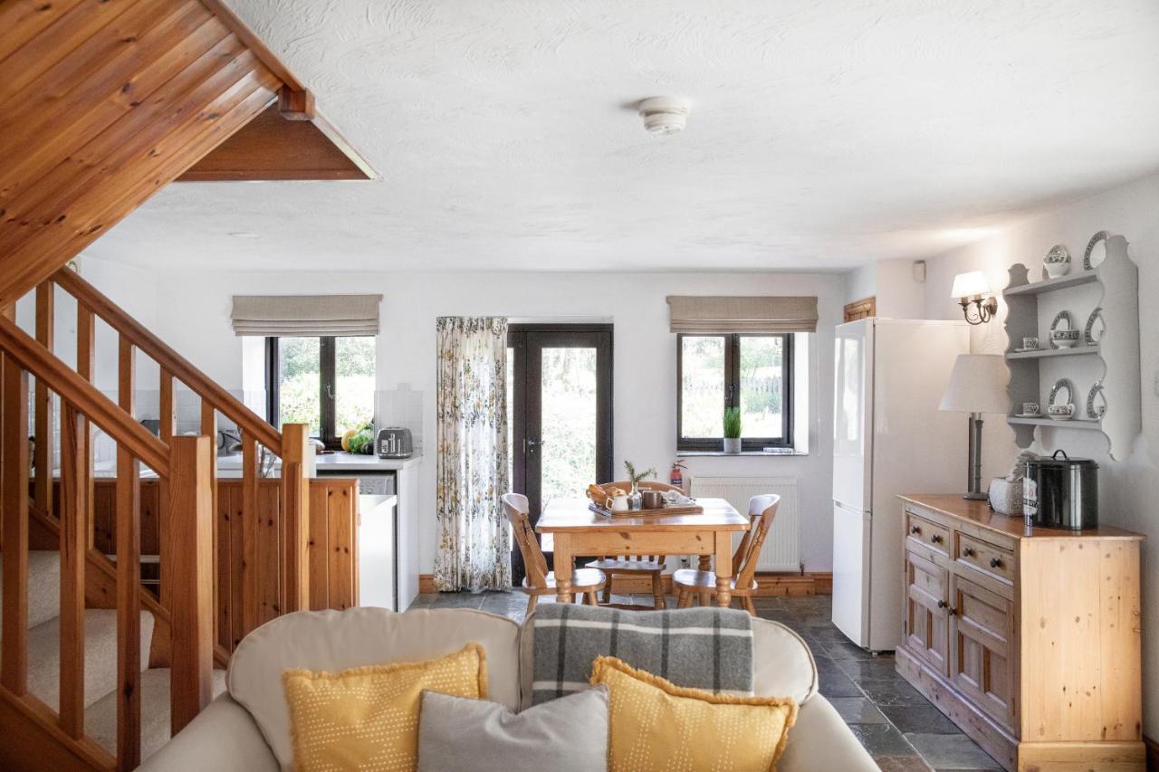 Downe Cottages Хартленд Экстерьер фото